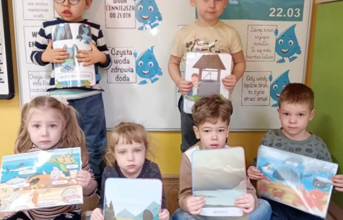 Światowy Dzień Wody - grupa Smerfy