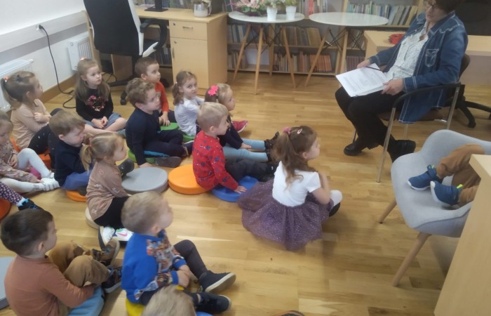 Spotkanie czytelnicze w Bibliotece – tradycje wielkanocne