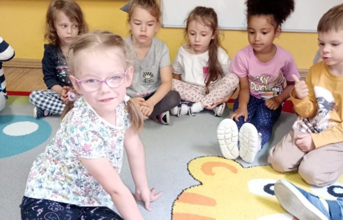 Spotkanie ze strażakami z Ochotniczej Straży Pożarnej w Trzcianie - grupa Smerfy