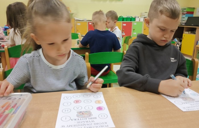 Dzień Bibliotekarza i Bibliotek - grupa Tygrysy