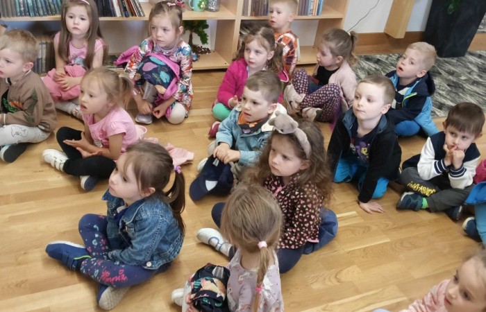 Dzień Bibliotekarza i Bibliotek - grupa Słoneczka
