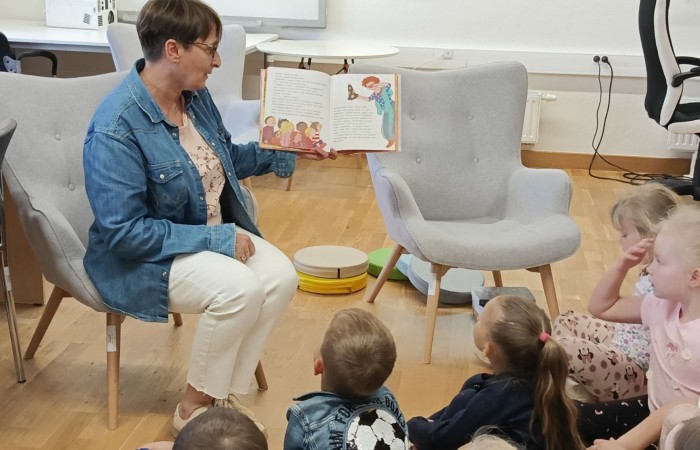 Dzień Bibliotekarza i Bibliotek - grupa Tygrysy