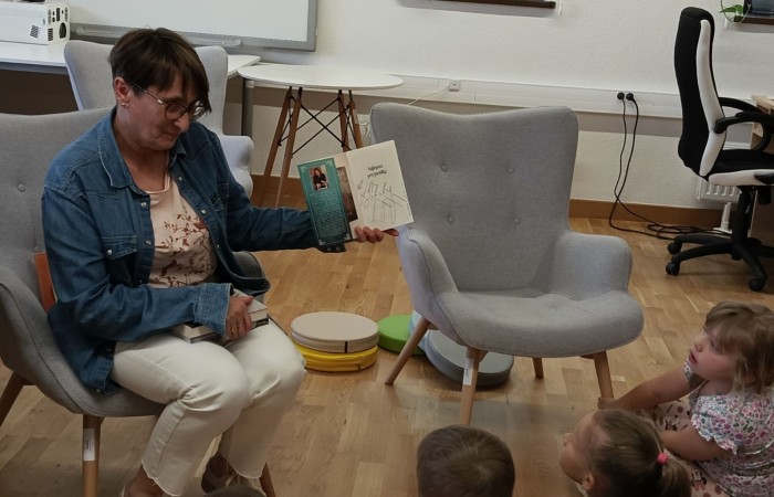 Dzień Bibliotekarza i Bibliotek - grupa Tygrysy