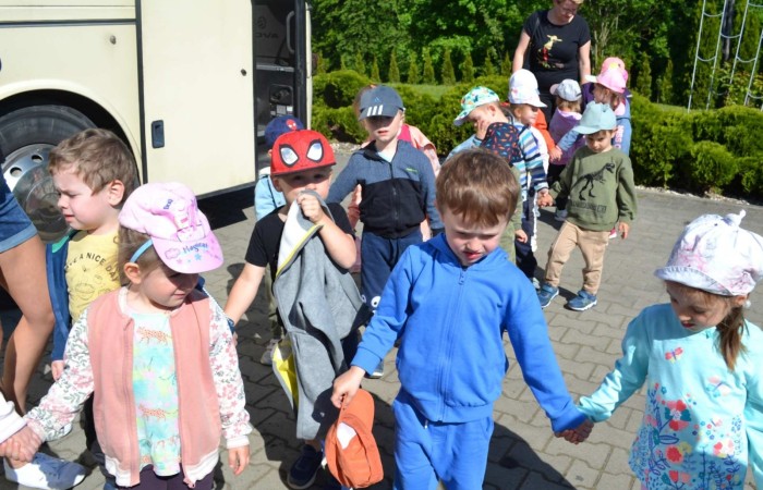 Wycieczka przedszkolaków do Pstrągowej - Siedlisko