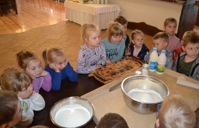 Wycieczka przedszkolaków do Pstrągowej - Siedlisko