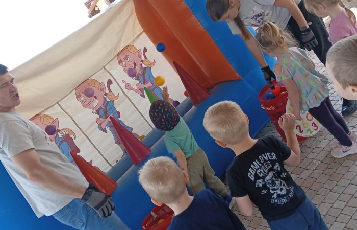 Wycieczka przedszkolaków do Pstrągowej - Grupa Słoneczka