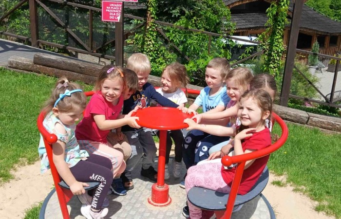 Wycieczka przedszkolaków do Pstrągowej - Grupa Słoneczka