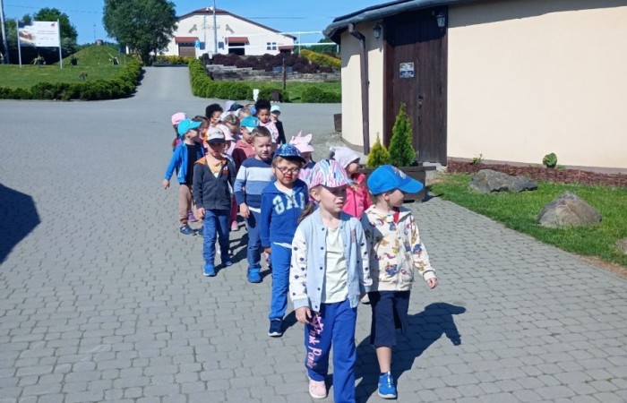 Wycieczka przedszkolaków do Pstrągowej - Grupa Smerfy