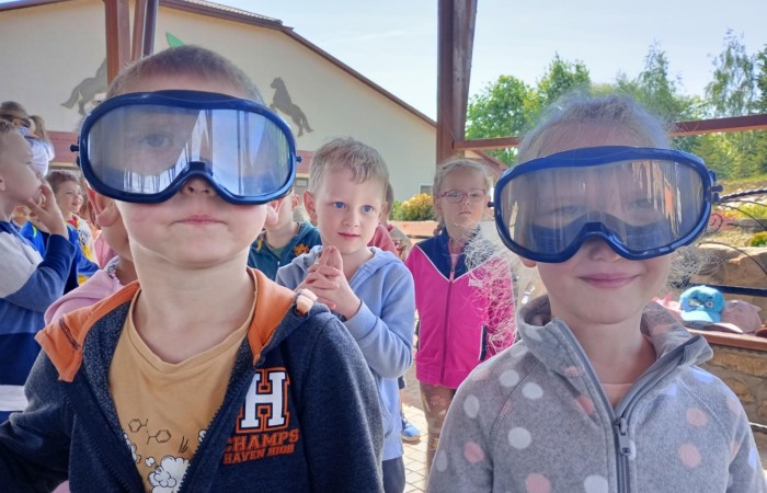 Wycieczka przedszkolaków do Pstrągowej - Grupa Smerfy