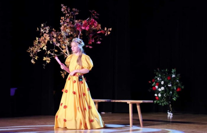„Królewna Śnieżka i siedmiu krasnoludków” w wykonaniu grupy teatralnej Tespis