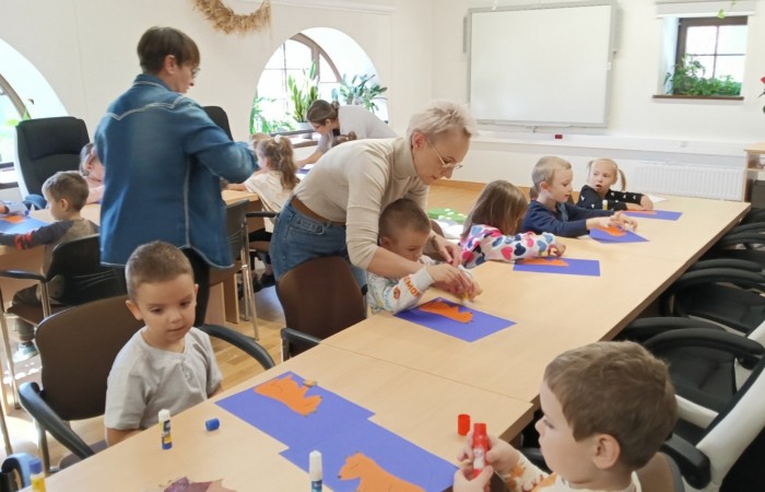 Zajęcia czytelnicze dla „Smerfów” w Bibliotece