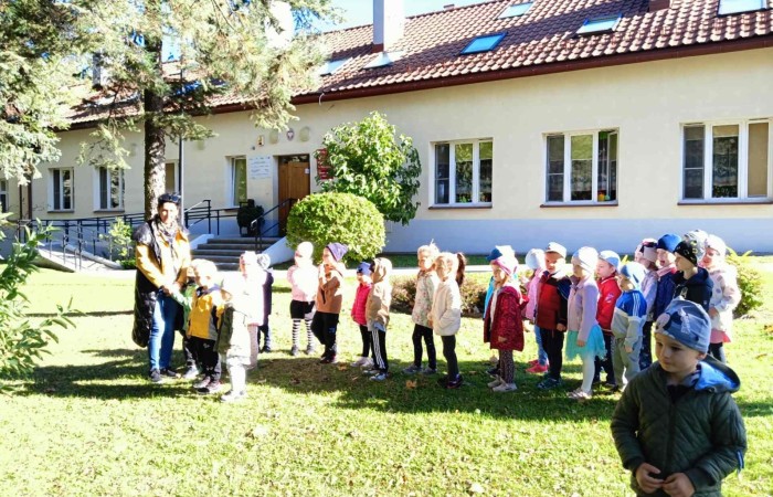 Dzień Drzewa - grupa Smerfy