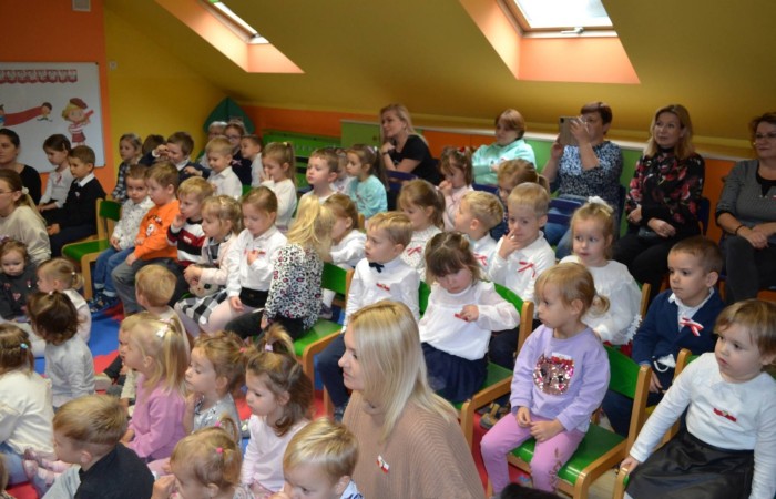 11 listopada Narodowe Święto Niepodległości - występ dla pracowników