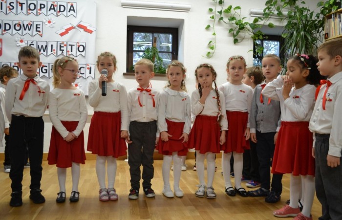 11 listopada Narodowe Święto Niepodległości - występ dla Seniorów