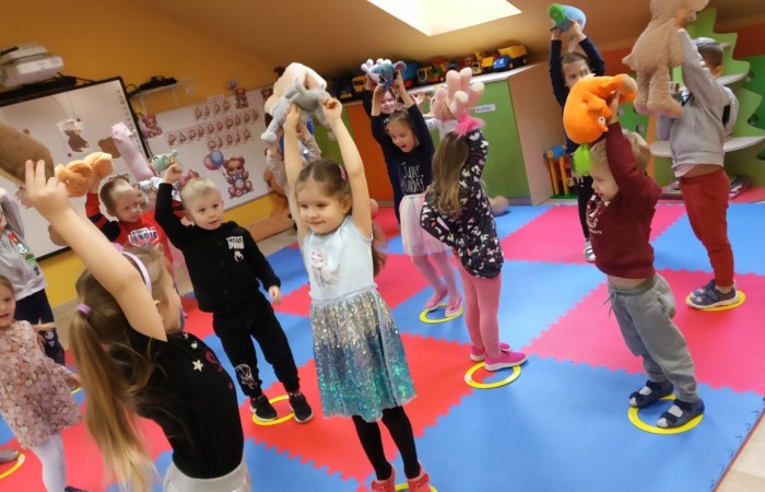 Światowy Dzień Pluszowego Misia - grupa Smerfy