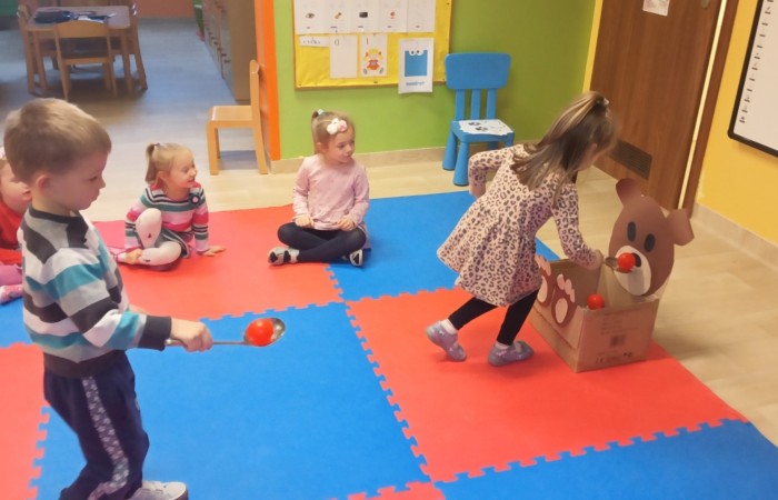 Światowy Dzień Pluszowego Misia - grupa Smerfy