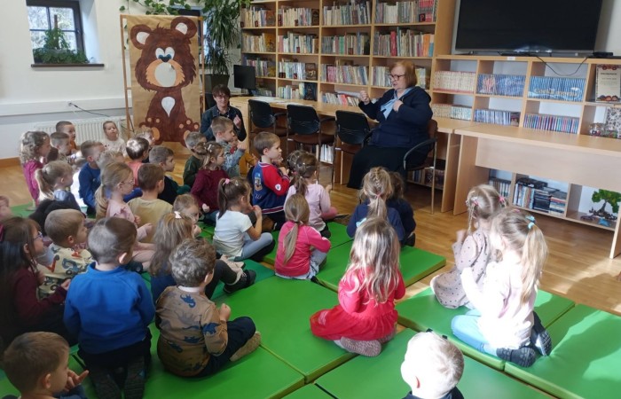 Światowy Dzień Pluszowego Misia w Bibliotece