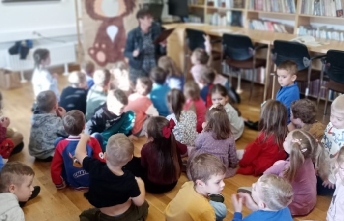 Światowy Dzień Pluszowego Misia w Bibliotece