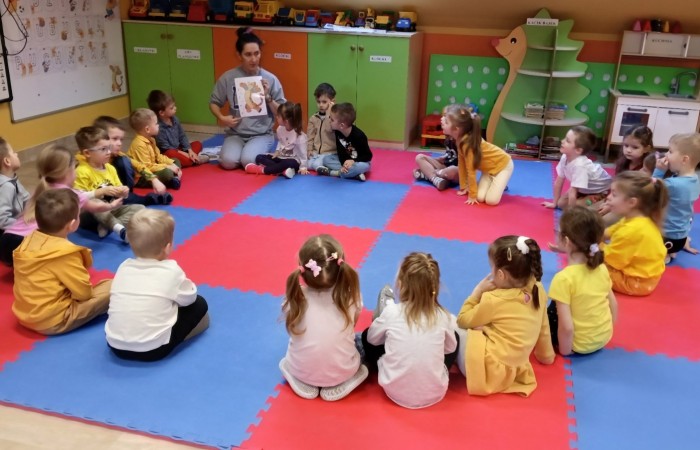 Dzień Kubusia Puchatka - grupa Smerfy