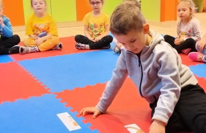 Dzień Kubusia Puchatka - grupa Smerfy
