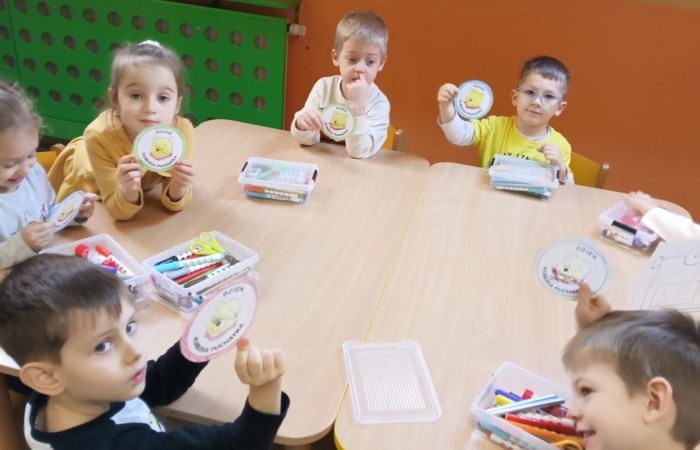 Dzień Kubusia Puchatka - grupa Smerfy