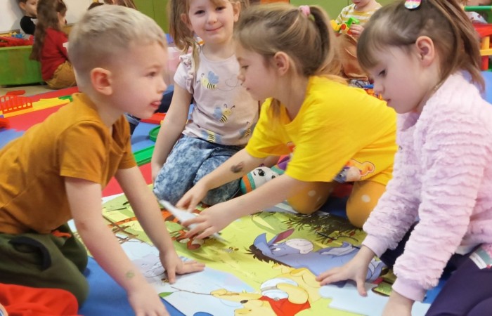 Dzień Kubusia Puchatka - grupa Smerfy