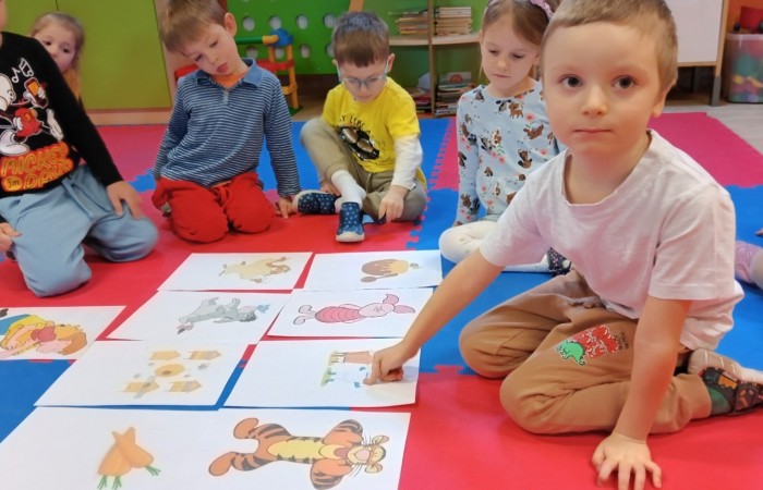Dzień Kubusia Puchatka - grupa Smerfy