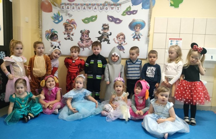 Bal karnawałowy