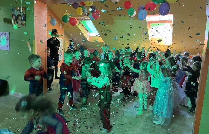 Bal karnawałowy