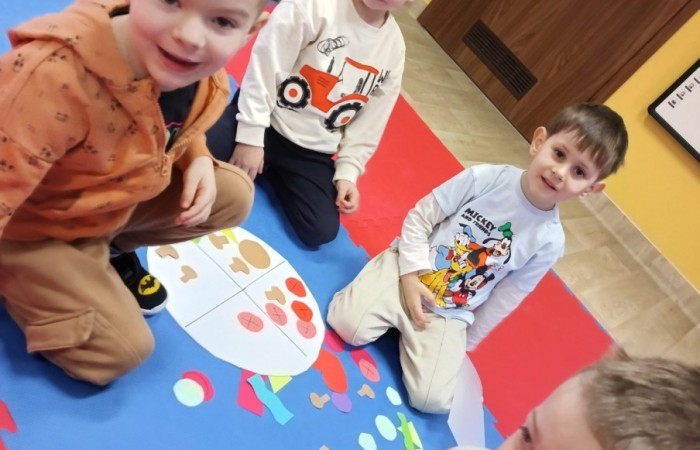 Międzynarodowy Dzień Pizzy - grupa Smerfy