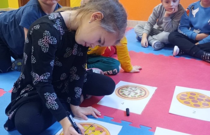 Międzynarodowy Dzień Pizzy - grupa Tygrysy