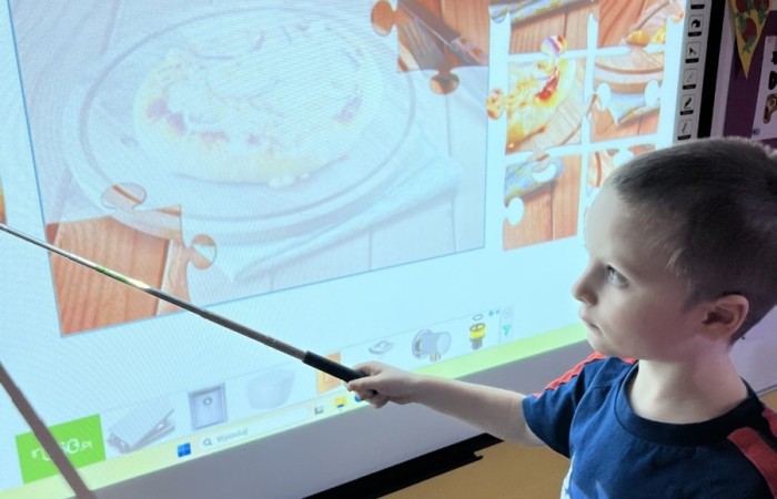 Międzynarodowy Dzień Pizzy - grupa Smerfy