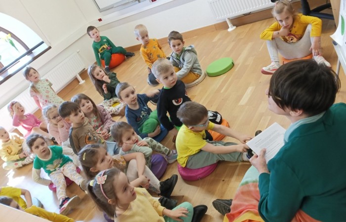 Pierwszy dzień wiosny - grupa Smerfy