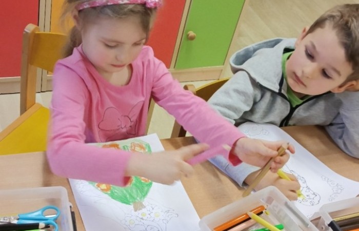 Pierwszy dzień wiosny - grupa Smerfy