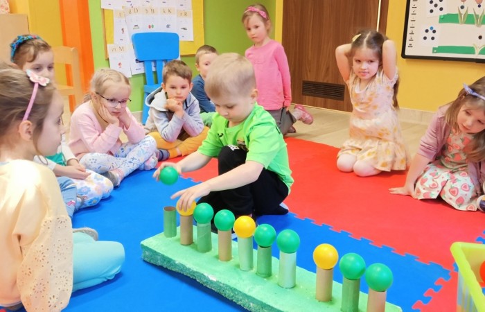 Pierwszy dzień wiosny - grupa Smerfy