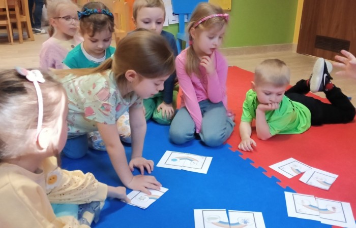 Pierwszy dzień wiosny - grupa Smerfy