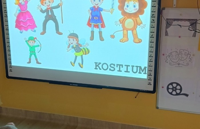Dzień Teatru - grupa Smerfy