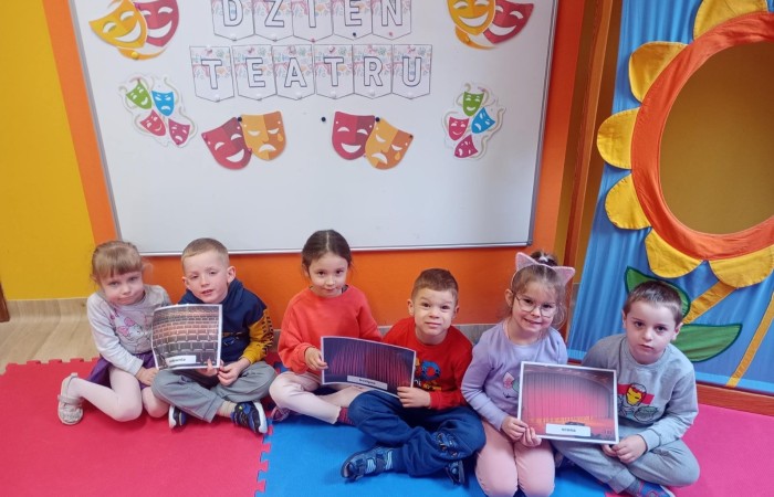 Dzień Teatru - grupa Tygrysy