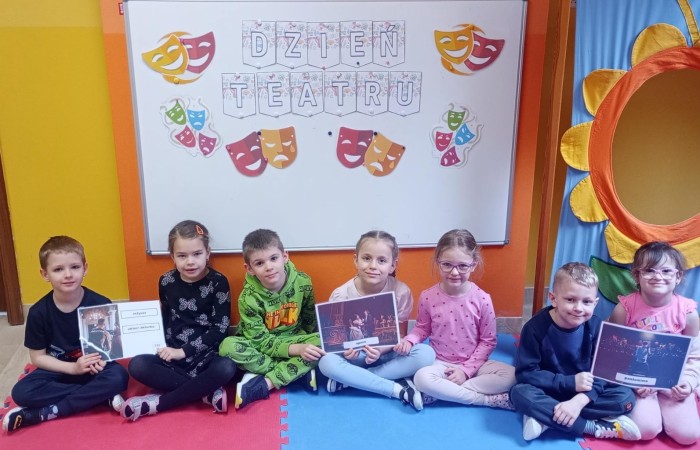 Dzień Teatru - grupa Tygrysy
