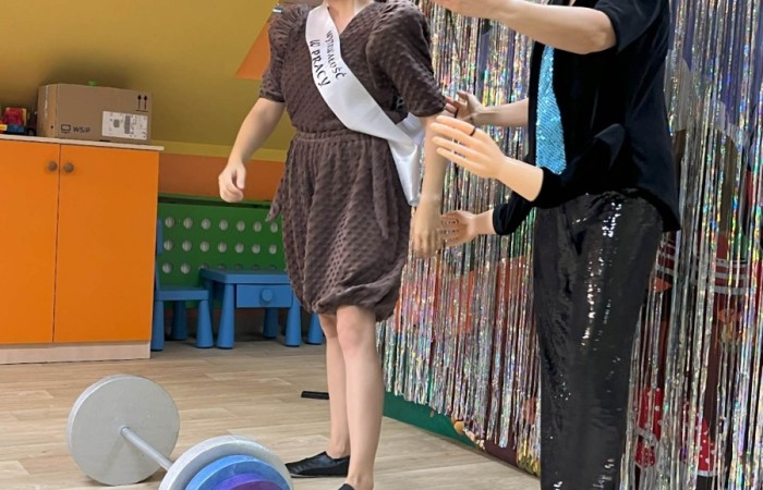 Spektakl teatrzyku Zielony Melonik pt. „Ukryte ziarenka”