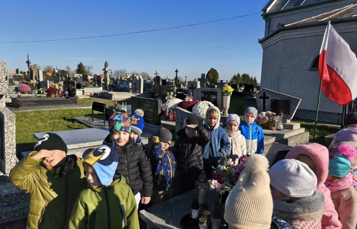 Wyjście przedszkolaków na Grób Nieznanego Żołnierza