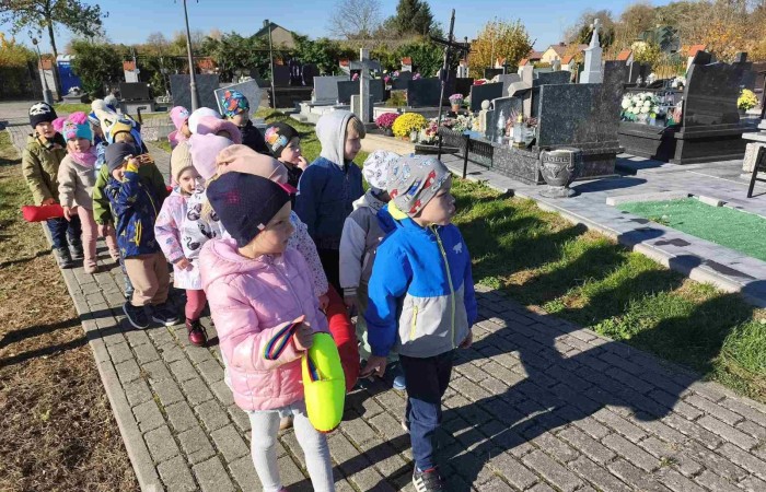 Wyjście przedszkolaków na Grób Nieznanego Żołnierza