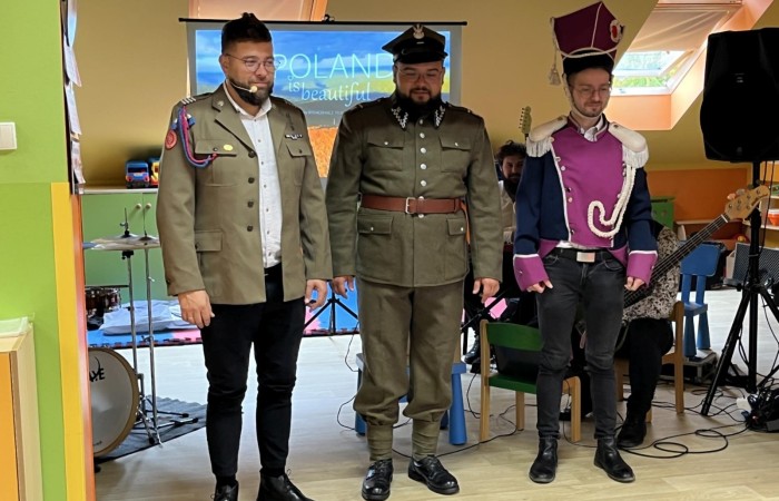 Audycja muzyczna „Jesiennie, patriotycznie, ludowo i kolorowo”