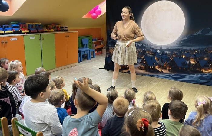 Teatrzyk Zielony Melonik ze spektaklem „Prawdziwie Święty”