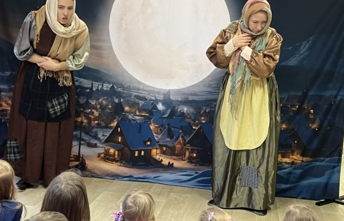 Teatrzyk Zielony Melonik ze spektaklem „Prawdziwie Święty”