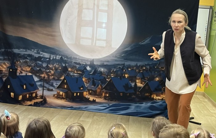Teatrzyk Zielony Melonik ze spektaklem „Prawdziwie Święty”