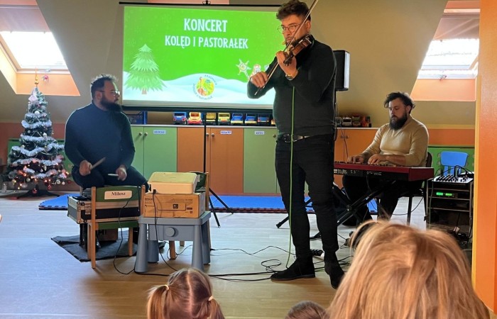 Koncert kolęd i pastorałek – audycja muzyczna „Jaszczur i przyjaciele”