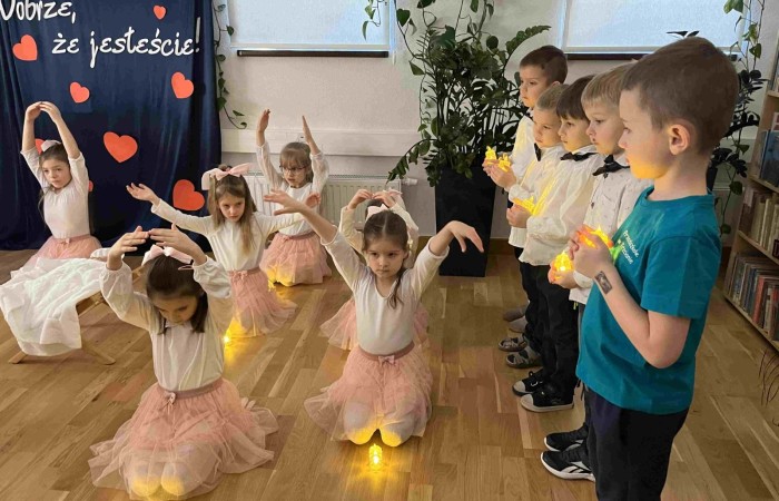 Dzień Babci i Dziadka - spotkanie czytelnicze w Bibliotece z Seniorami