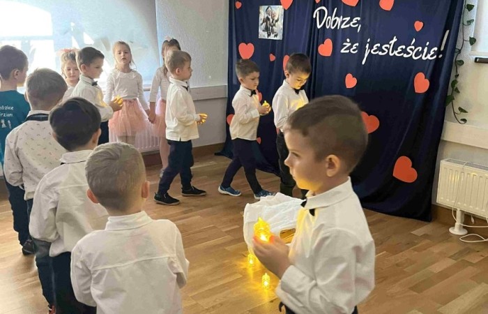 Dzień Babci i Dziadka - spotkanie czytelnicze w Bibliotece z Seniorami