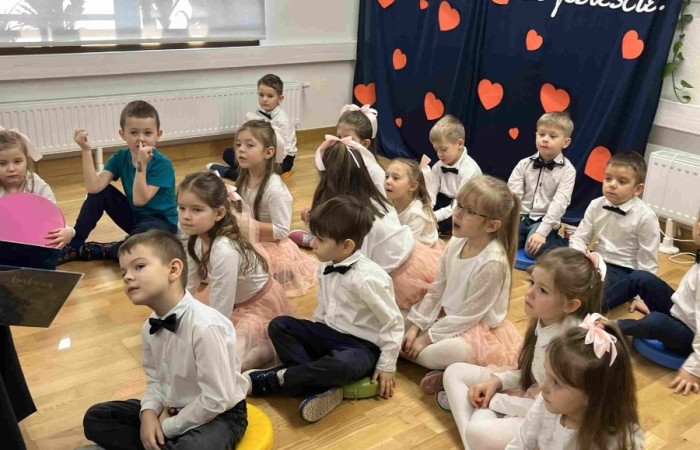 Dzień Babci i Dziadka - spotkanie czytelnicze w Bibliotece z Seniorami